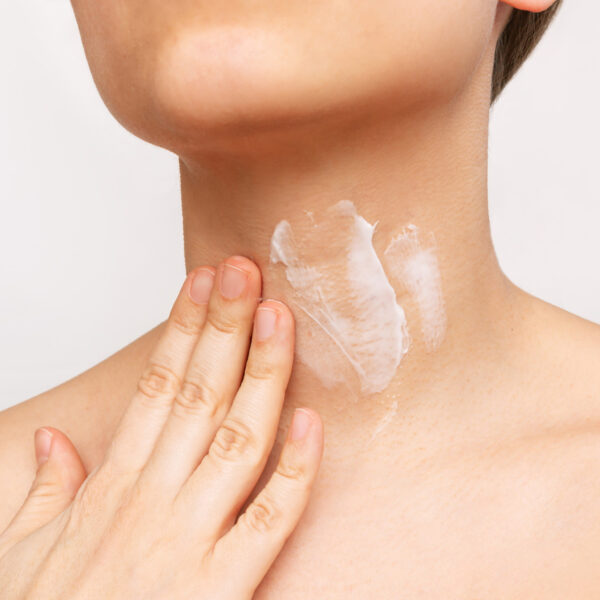 Lifting Complex Neck & Bust Cream - Image 2
